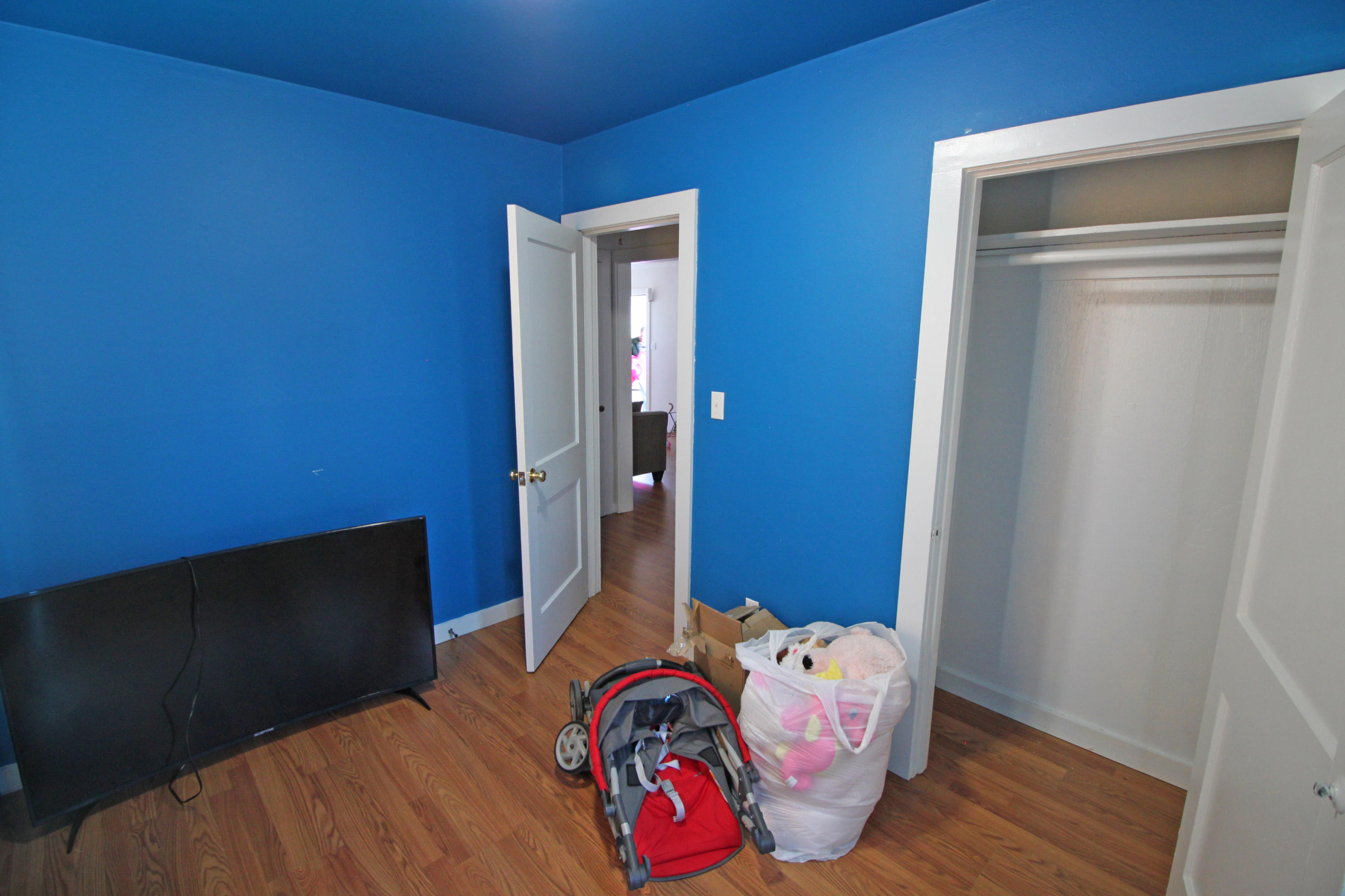 30 Fresh Holes Road, Unit 30 & 32 Hyannis, MA 02601 - Photo 8 of 27 a bedroom with a bed and a window