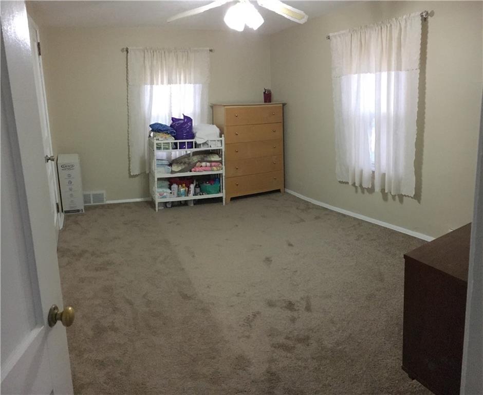 1513 Bevan Road Whitehall, PA 15227 - Photo 11 of 25 Gallery Image 11