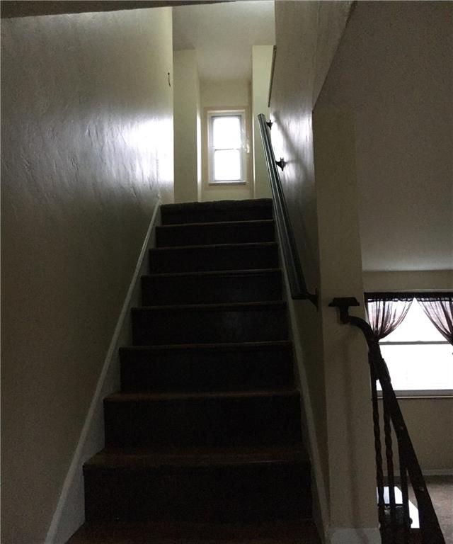 1513 Bevan Road Whitehall, PA 15227 - Photo 10 of 25 Gallery Image 10