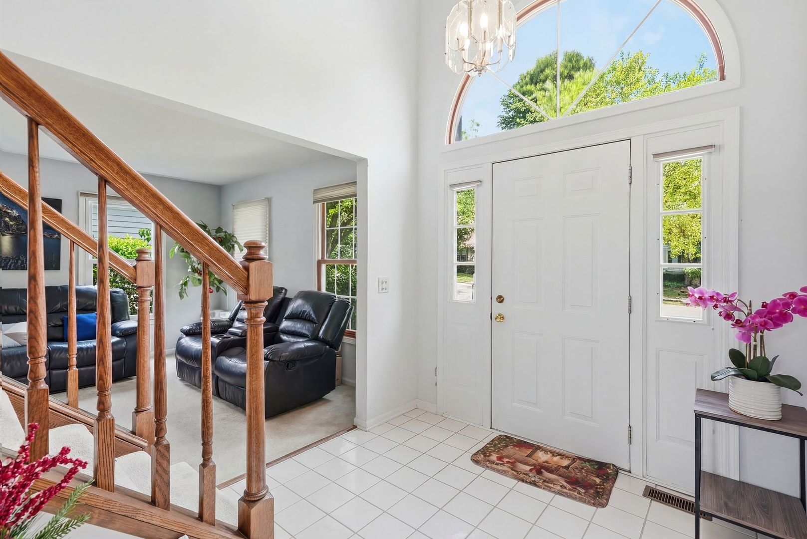930 Ripple Brook Lane Elgin, IL 60120 - Photo 3 of 43