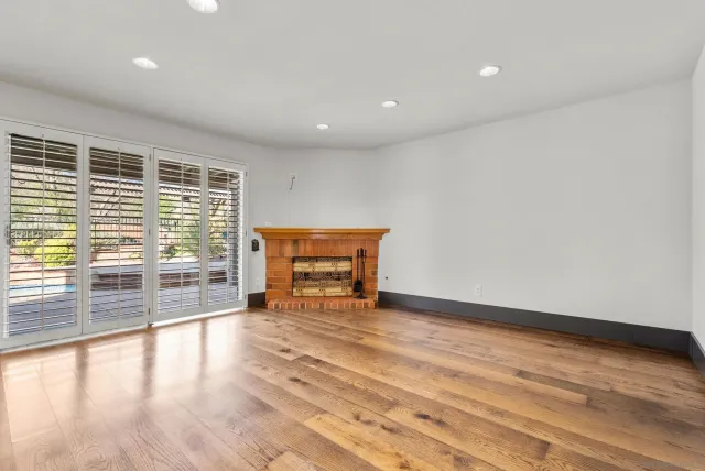 $935,000 | 28885 Shadow Valley Lane, Santa Clarita, CA 91390