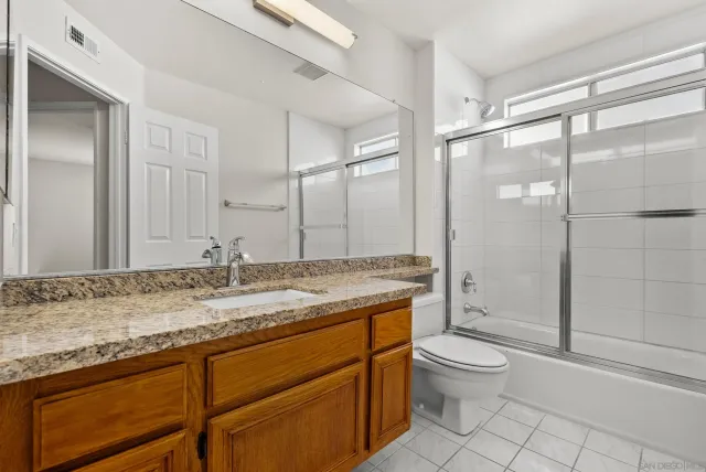 $935,000 | 28885 Shadow Valley Lane, Santa Clarita, CA 91390