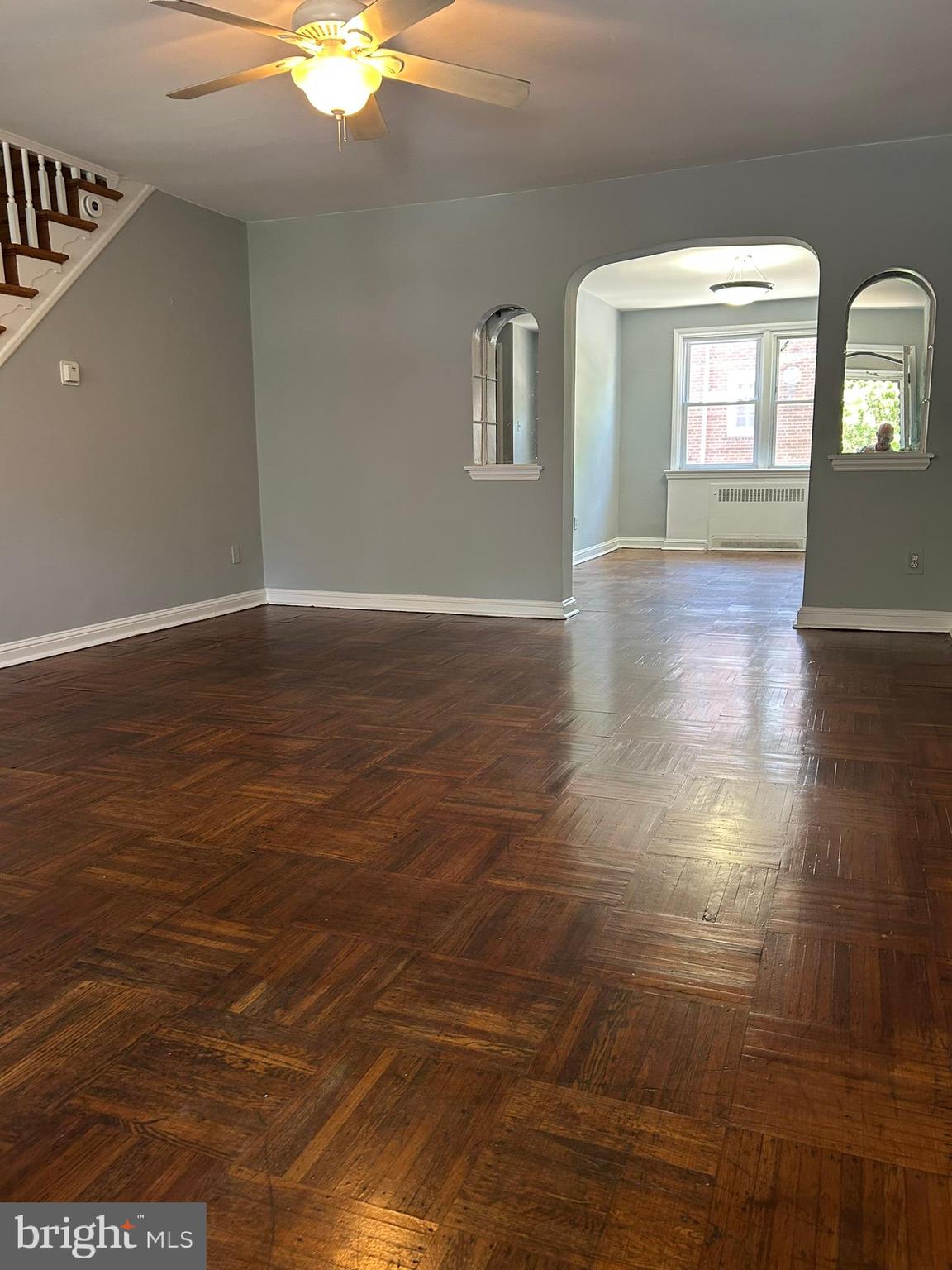 608 Briarcliff Road Upper Darby, PA 19082 - Photo 2 of 14 Living Rm