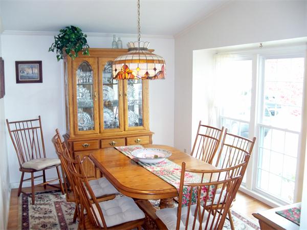 8 Queens Road, Unit 194 Attleboro, MA 02703 - Photo 6 of 30 Gallery Image 6