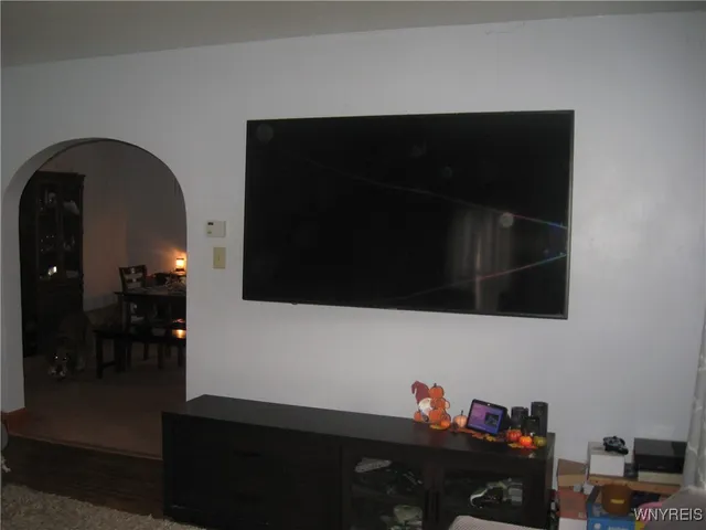 $179,900 | 71 Summit Street, Le Roy, NY 14482