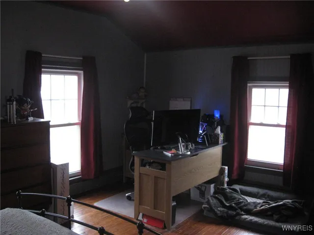 $179,900 | 71 Summit Street, Le Roy, NY 14482