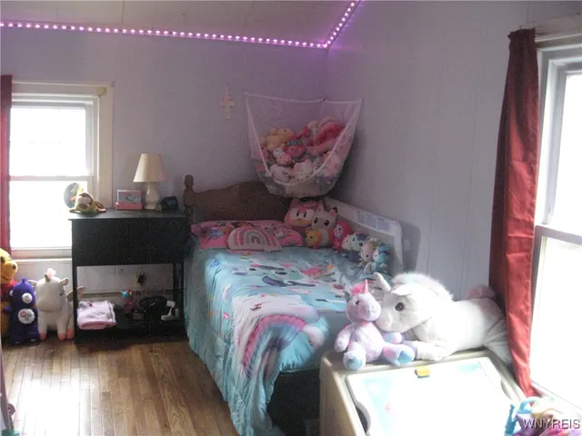 $179,900 | 71 Summit Street, Le Roy, NY 14482