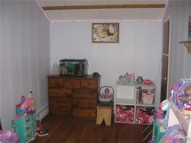 $179,900 | 71 Summit Street, Le Roy, NY 14482