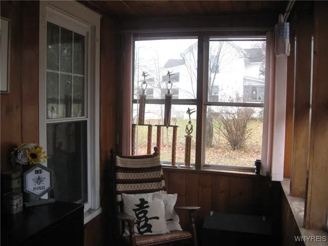 $179,900 | 71 Summit Street, Le Roy, NY 14482