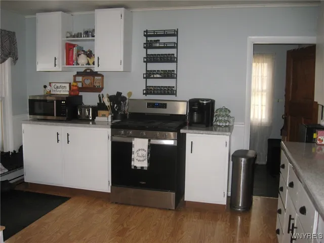 $179,900 | 71 Summit Street, Le Roy, NY 14482