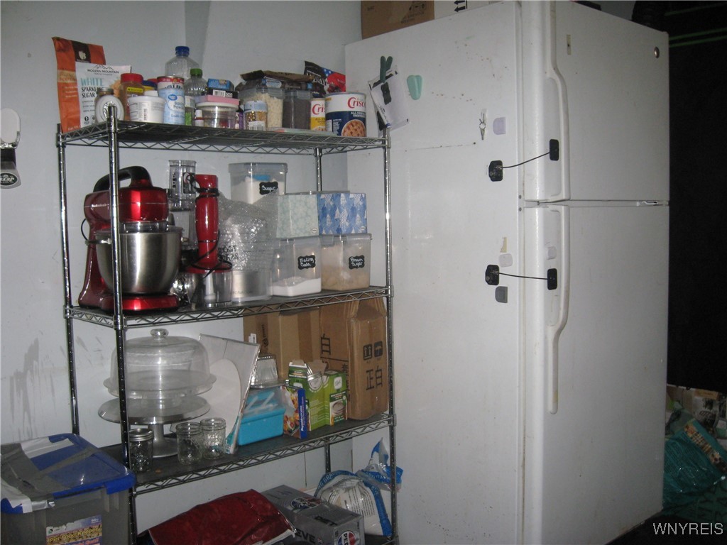 71 Summit Street Le Roy, NY 14482 - Photo 9 of 28