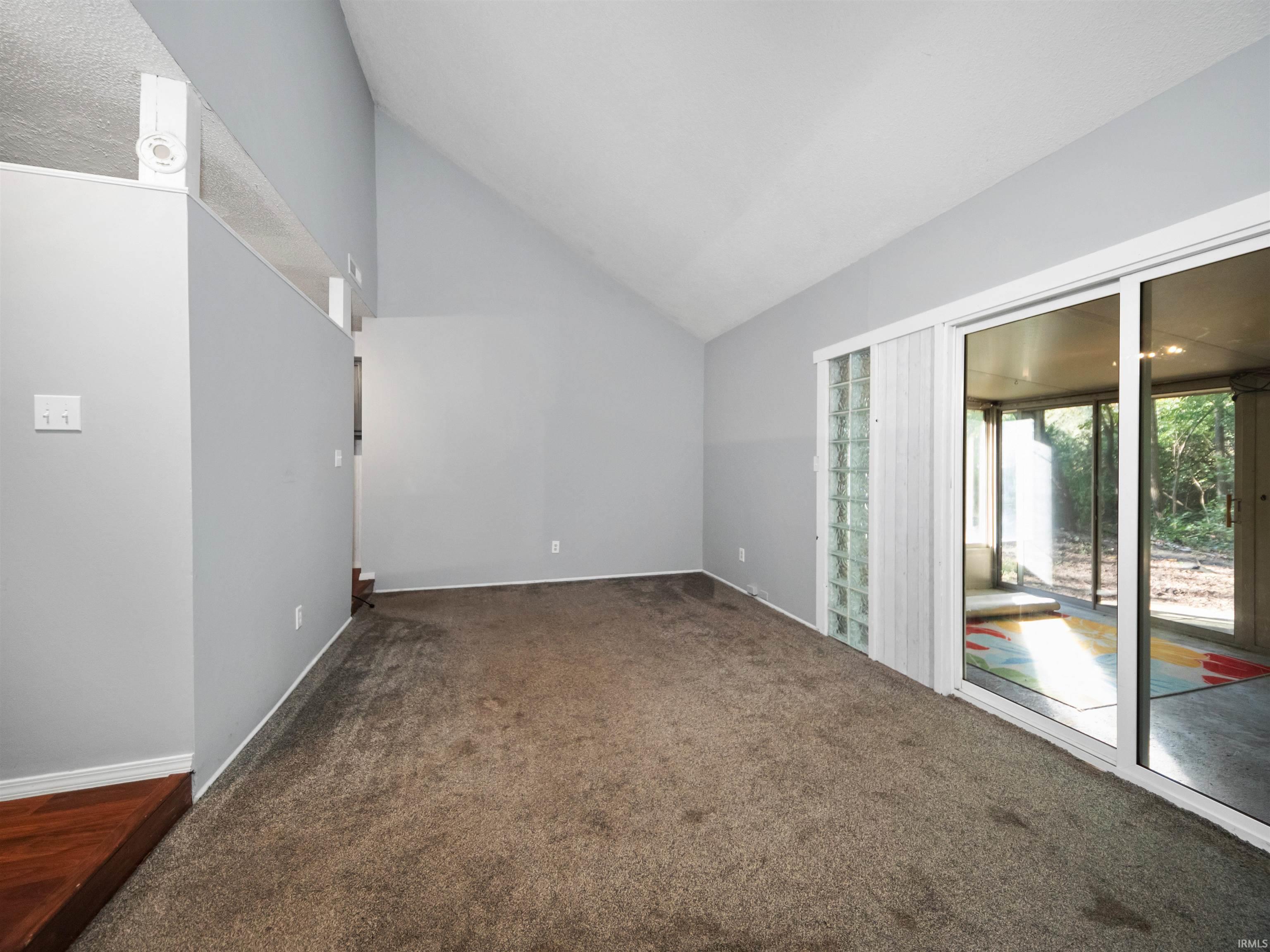 5040 Stellhorn Road Fort Wayne, IN 46815 - Photo 5 of 35 Gallery Image 5