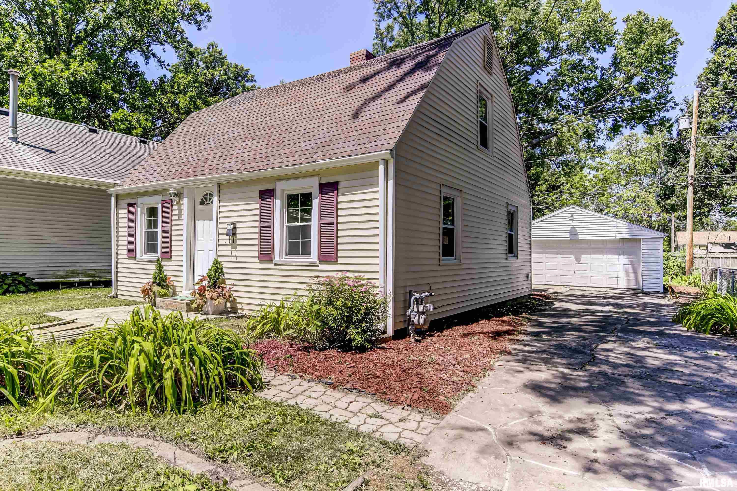 3333 Rita Avenue Springfield, IL 62703 - Photo 6 of 34