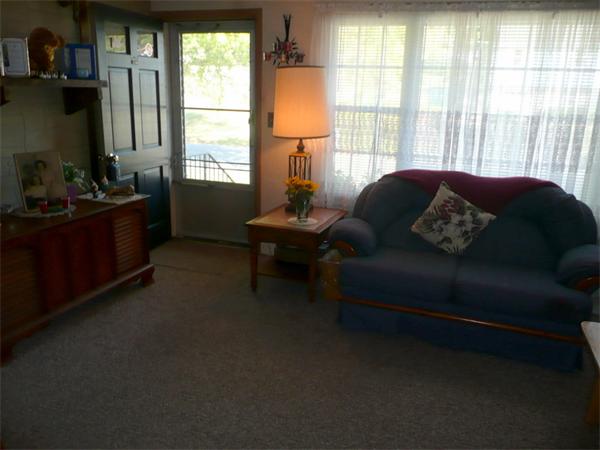 35 Temi Road Bellingham, MA 02019 - Photo 3 of 10 Gallery Image 3