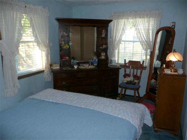 35 Temi Road Bellingham, MA 02019 - Photo 6 of 10 Gallery Image 6