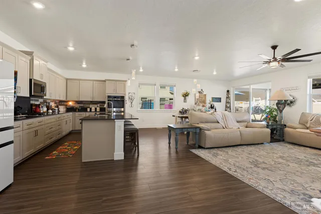 $649,000 | 14384 Fractus Drive, Caldwell, ID 83607