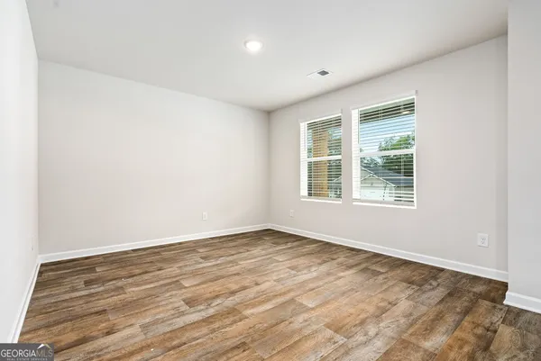 $337,990 | 106 Shenandoah Lane, Unit 26E, LaGrange, GA 30241