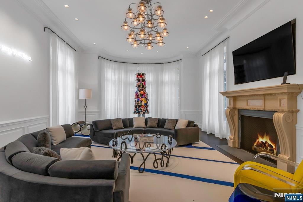 38 Rio Vista Drive Alpine, NJ 07620 - Photo 13 of 34