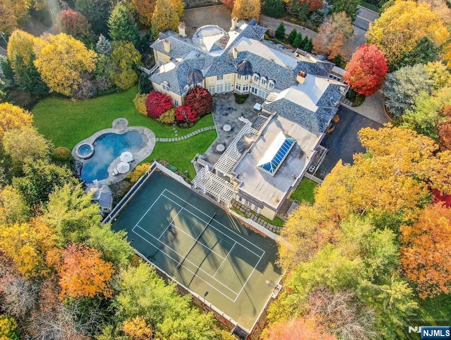 38 Rio Vista Drive Alpine, NJ 07620 - Photo 3 of 34