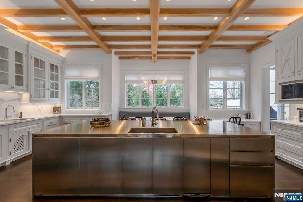 38 Rio Vista Drive Alpine, NJ 07620 - Photo 8 of 34