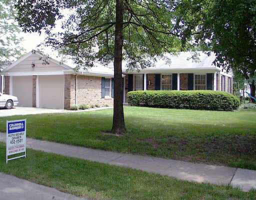 625 Winterset Road Fort Wayne, IN 46819 - Photo 1 of 4