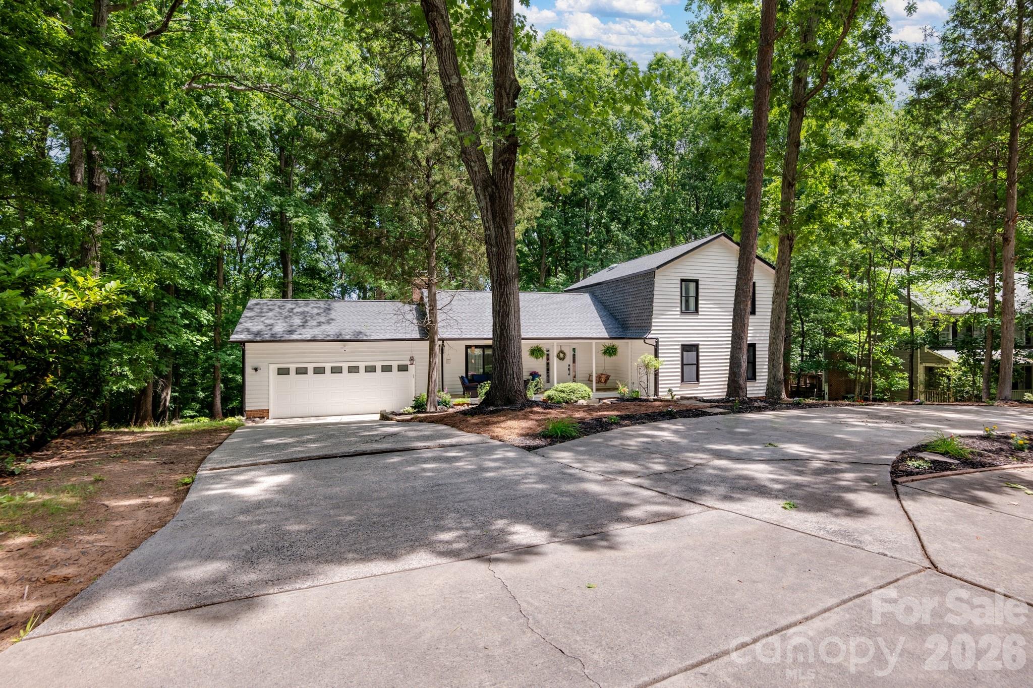 9307 Raintree Lane Charlotte, NC 28277 - Photo 3 of 43