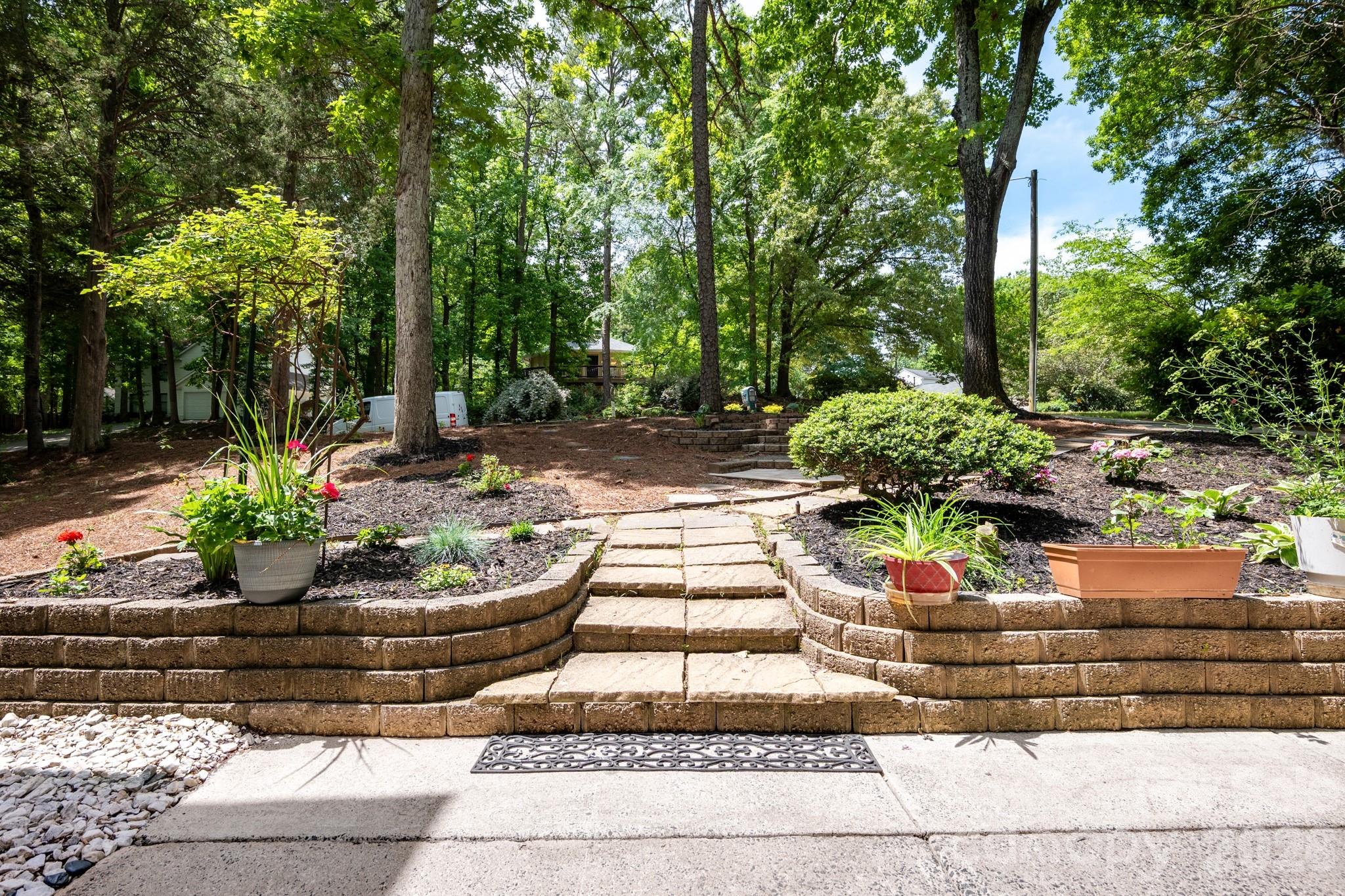 9307 Raintree Lane Charlotte, NC 28277 - Photo 7 of 43