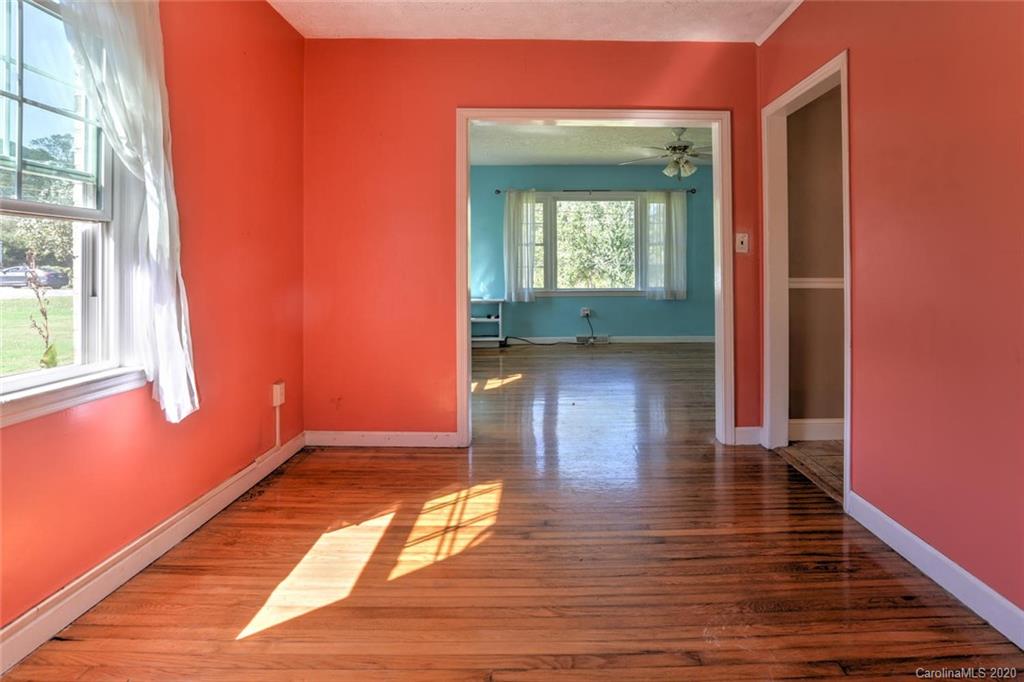 645 Long Shoals Road Arden, NC 28704 - Photo 8 of 36 Gallery Image 8