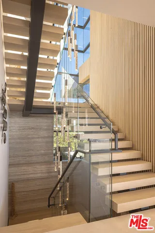 $27,800,000 | 23917 Malibu Road, Malibu, CA 90265