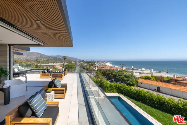 $27,800,000 | 23917 Malibu Road, Malibu, CA 90265