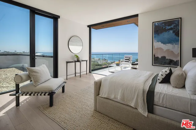 $27,800,000 | 23917 Malibu Road, Malibu, CA 90265