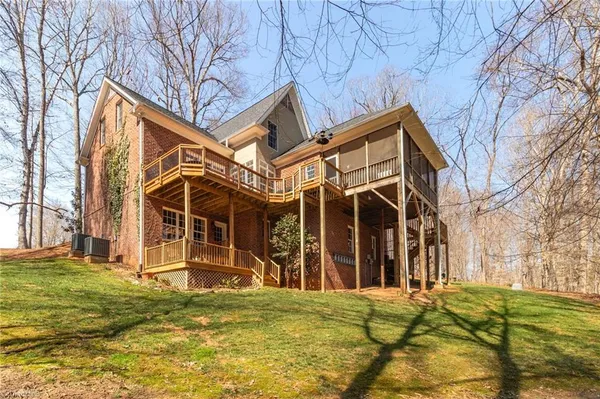 $725,000 | 6706 Buckley Drive, Summerfield, NC 27358