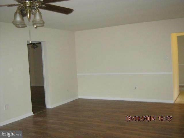 1693 Ridgely Court Crofton, MD 21114 - Photo 5 of 7 Dining Room