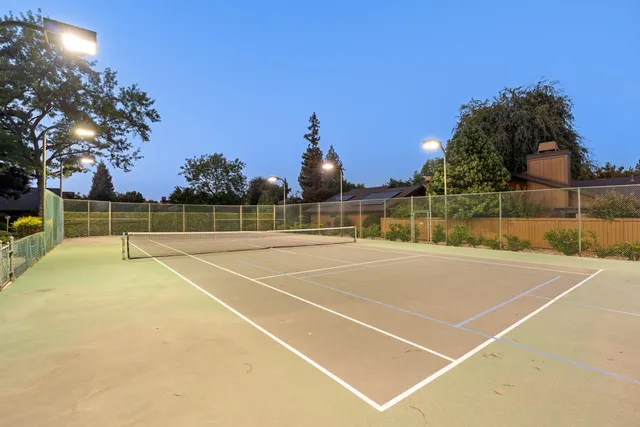 a view of a tennis court