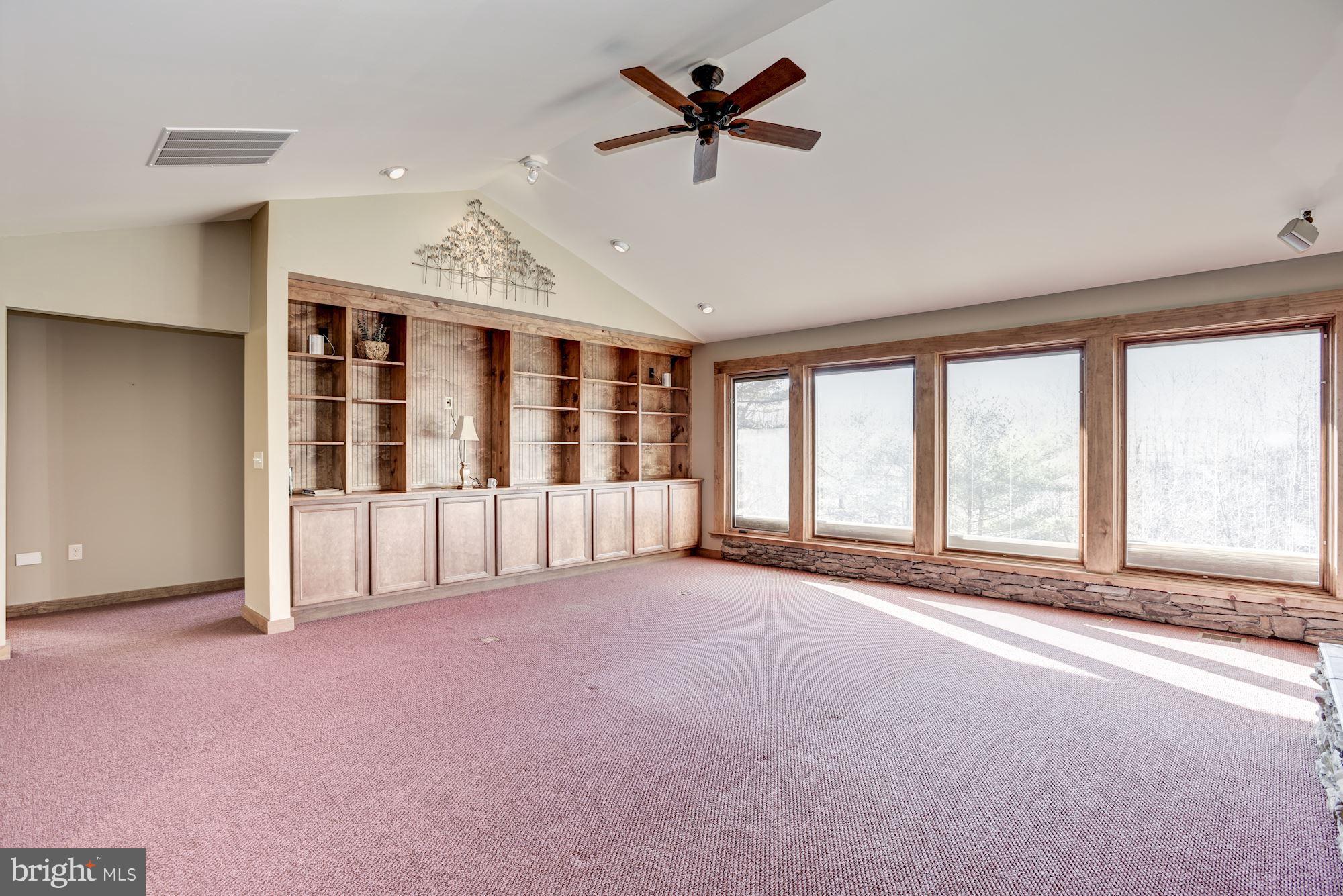 270 Morgan Road Cross Junction, VA 22625 - Photo 5 of 63