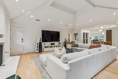 $1,499,000 | 98 West Shore Place, Richardson, TX 75080