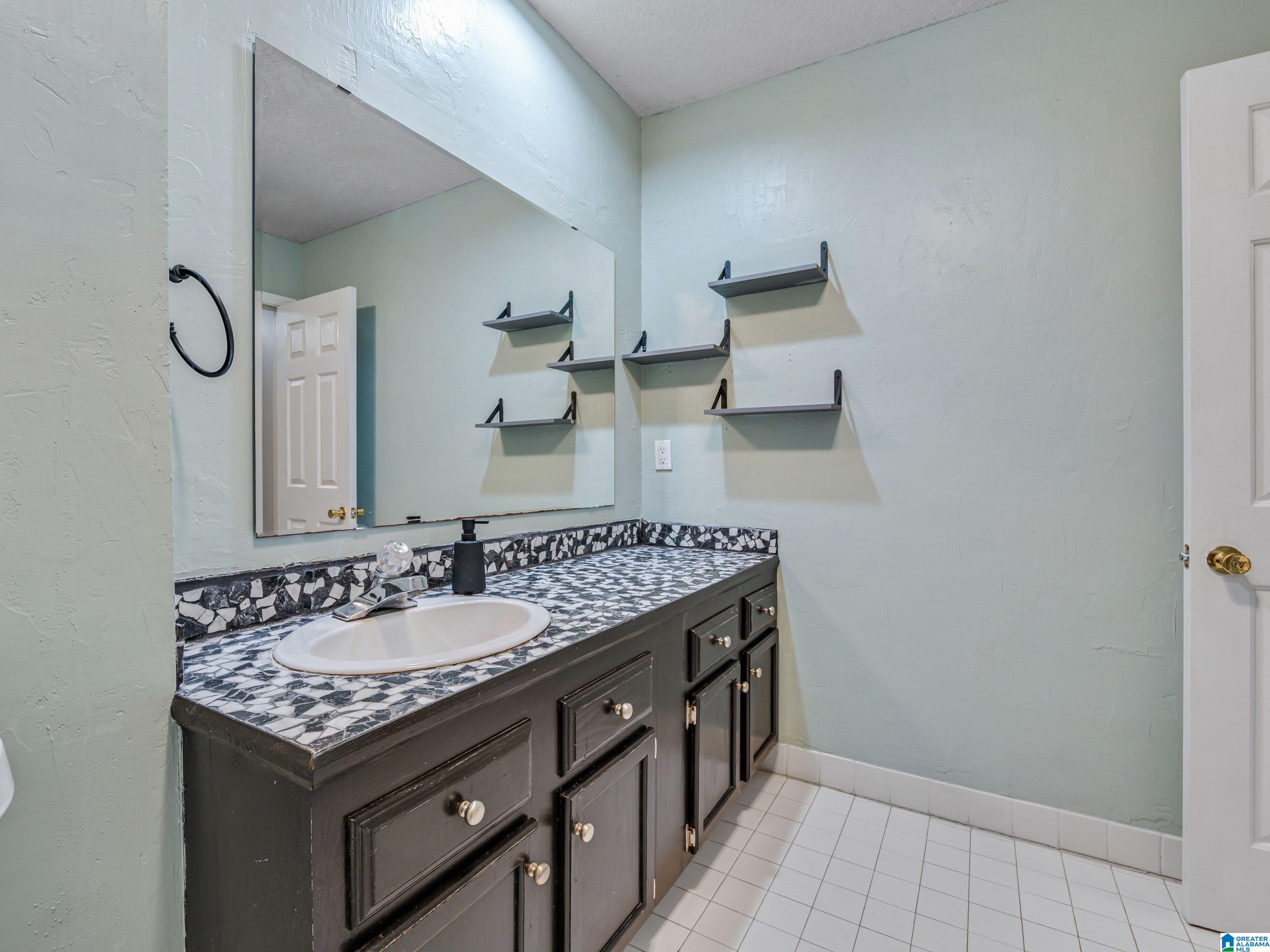 3986 South Shades Crest Road Birmingham, AL 35244 - Photo 22 of 42