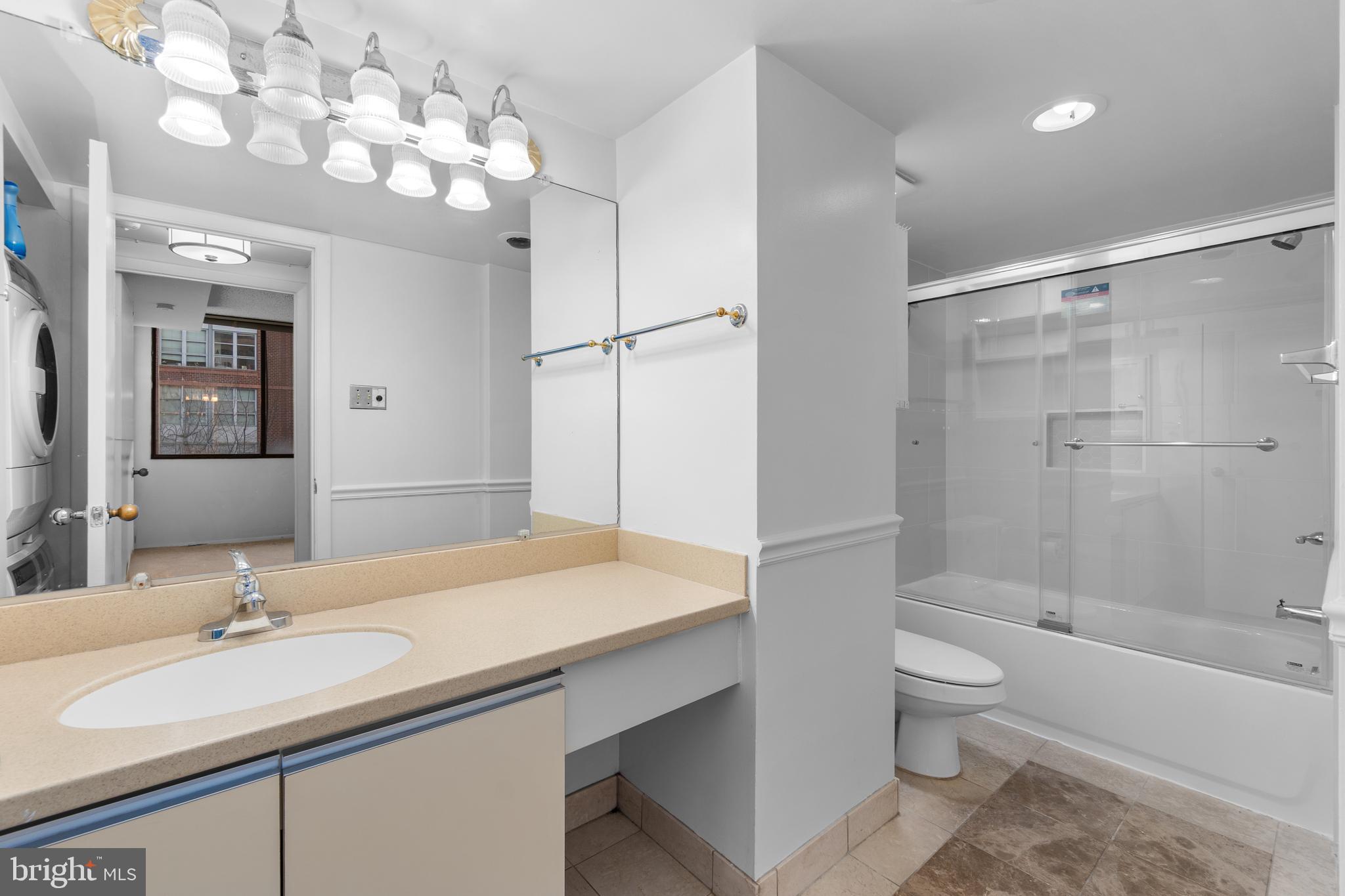 1245 13th Street Northwest, Unit 314 Washington, DC 20005 - Photo 13 of 20 Bathroom