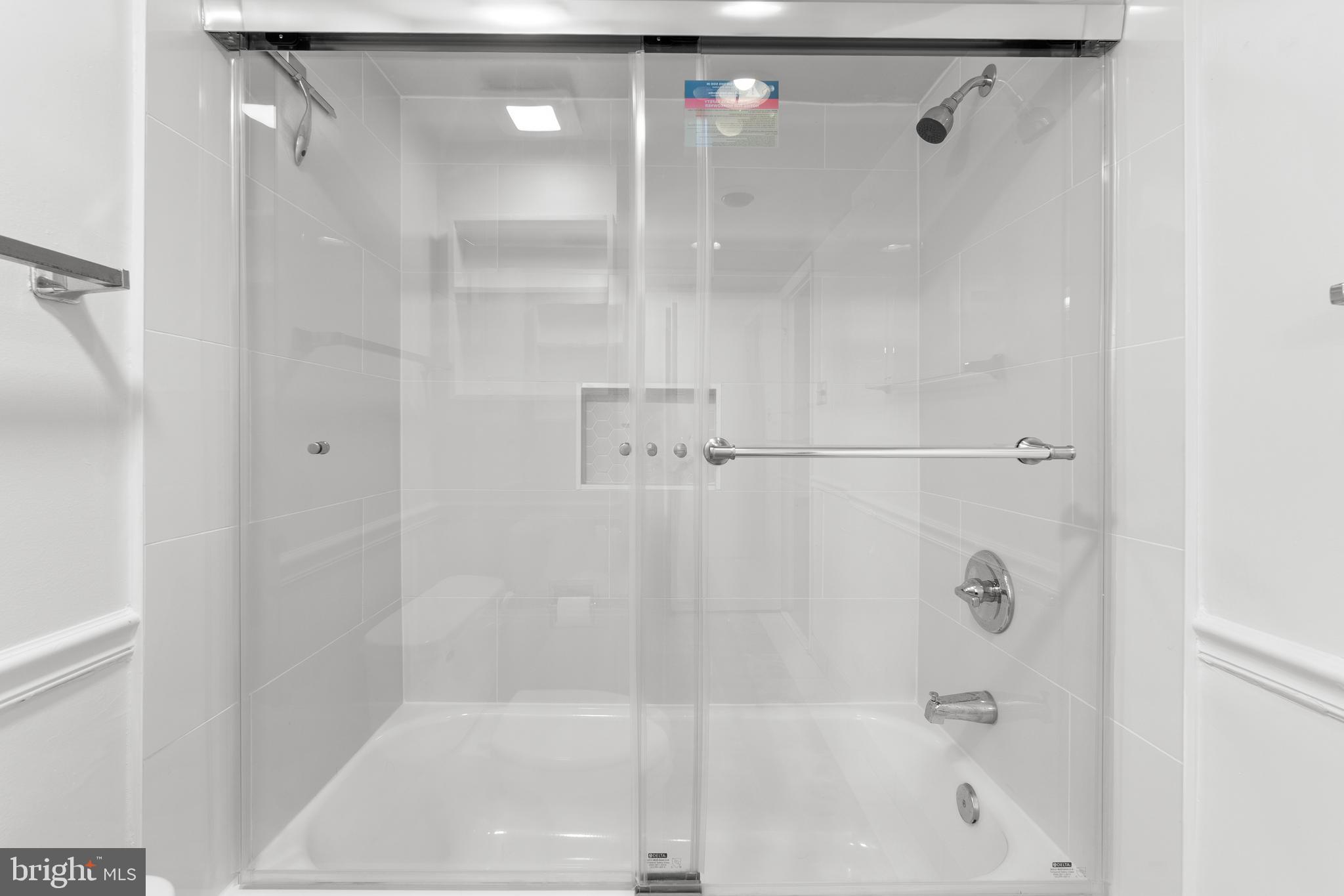 1245 13th Street Northwest, Unit 314 Washington, DC 20005 - Photo 14 of 20 Bathroom