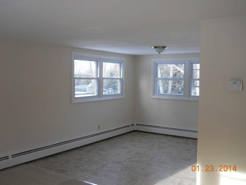 5 Eaton Road Standish, ME 04084 - Photo 8 of 15 Den/Family/Great Room.