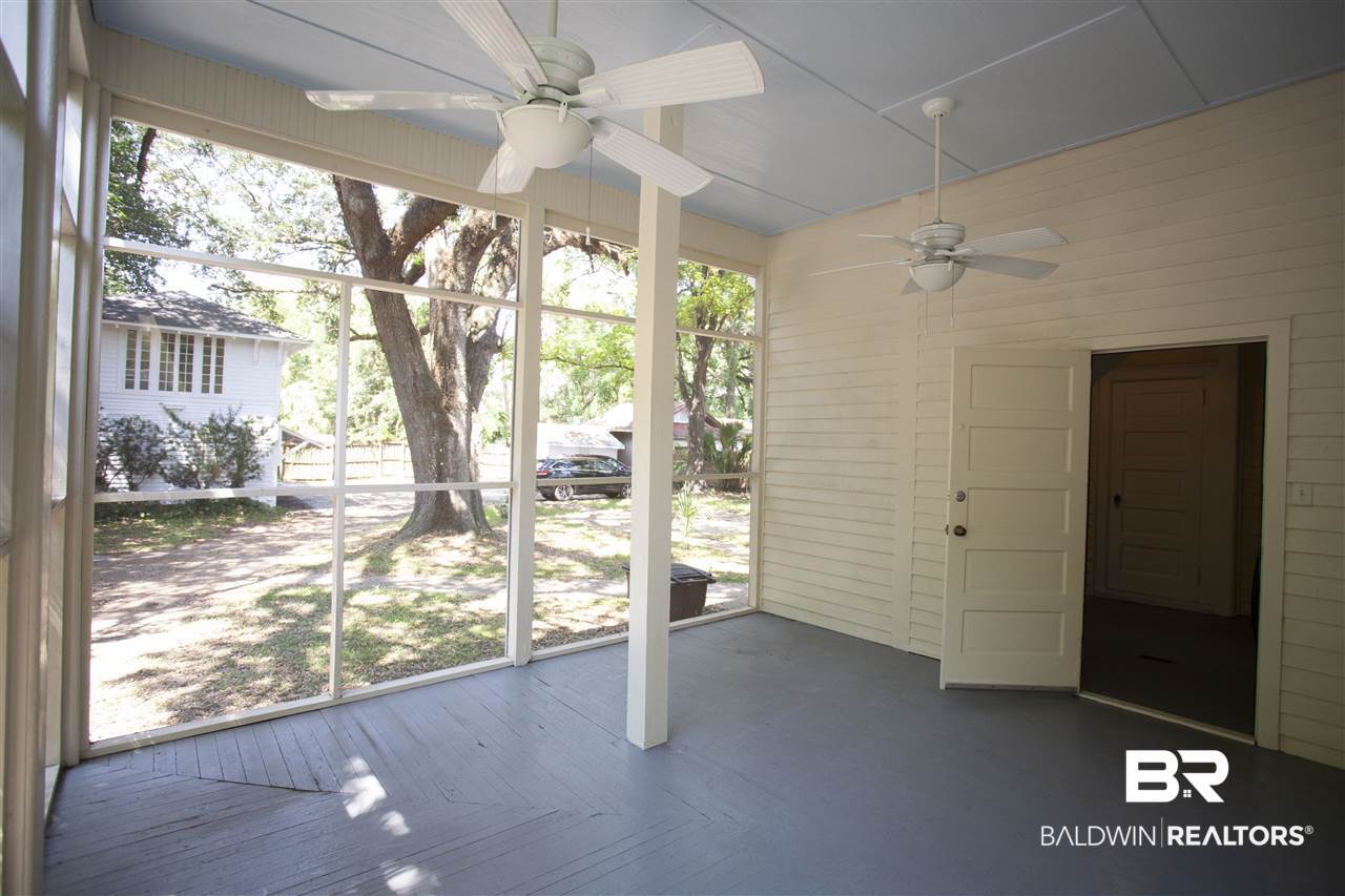 1658 Government Street Mobile, AL 36604 - Photo 28 of 36