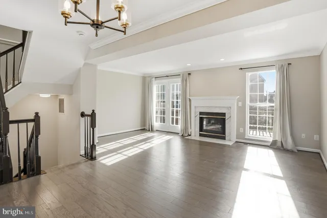 $2,850 | 12831 Silvia Loop, Woodbridge, VA 22192