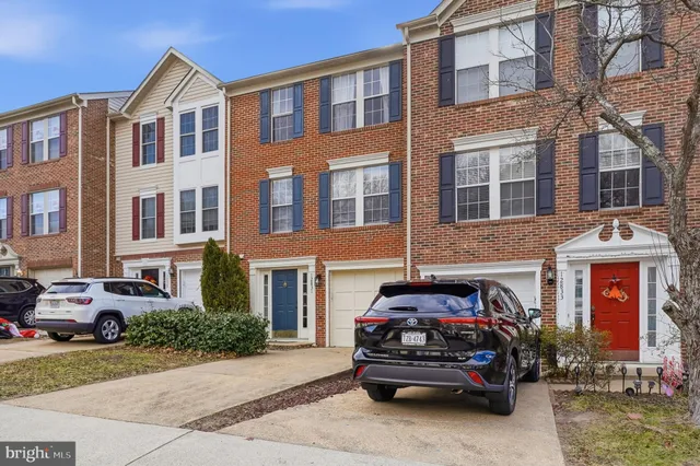 $2,850 | 12831 Silvia Loop, Woodbridge, VA 22192