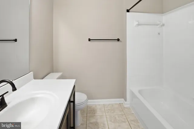 $2,850 | 12831 Silvia Loop, Woodbridge, VA 22192