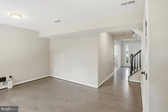 $2,850 | 12831 Silvia Loop, Woodbridge, VA 22192