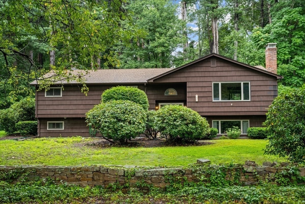31 Stone School Road Sutton, MA 01590 - Photo 1 of 37