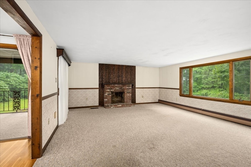 31 Stone School Road Sutton, MA 01590 - Photo 11 of 37