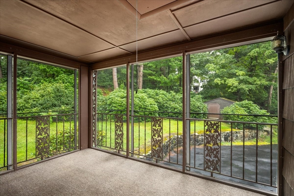 31 Stone School Road Sutton, MA 01590 - Photo 17 of 37