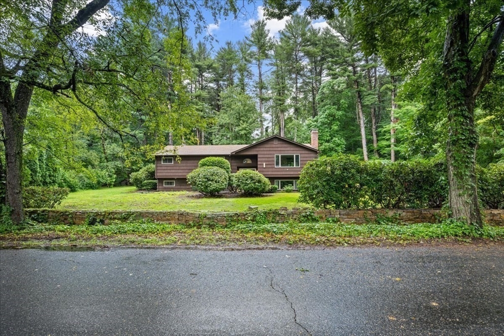 31 Stone School Road Sutton, MA 01590 - Photo 2 of 37