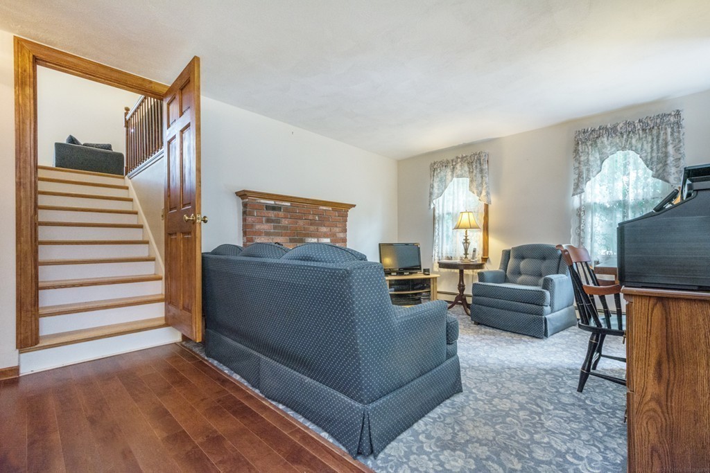 42 Westcott Road Hopedale, MA 01747 - Photo 13 of 30 Gallery Image 13